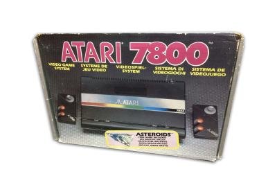 Atari 7800 Caja